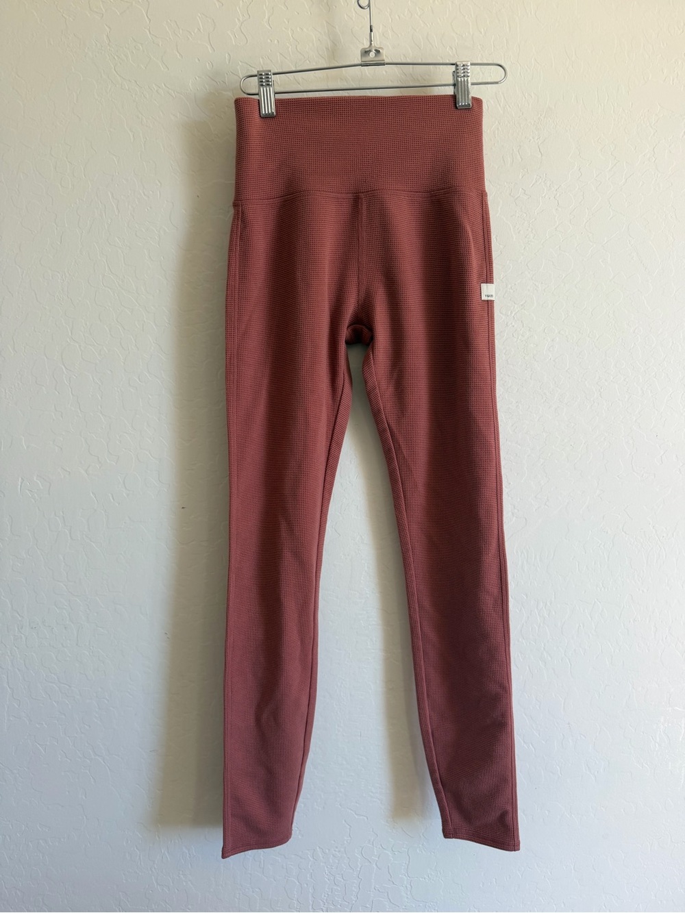 Vuori Bayview Thermal Waffle Knit Leggings Dusty Rose / Mauve Size XS 25.5”